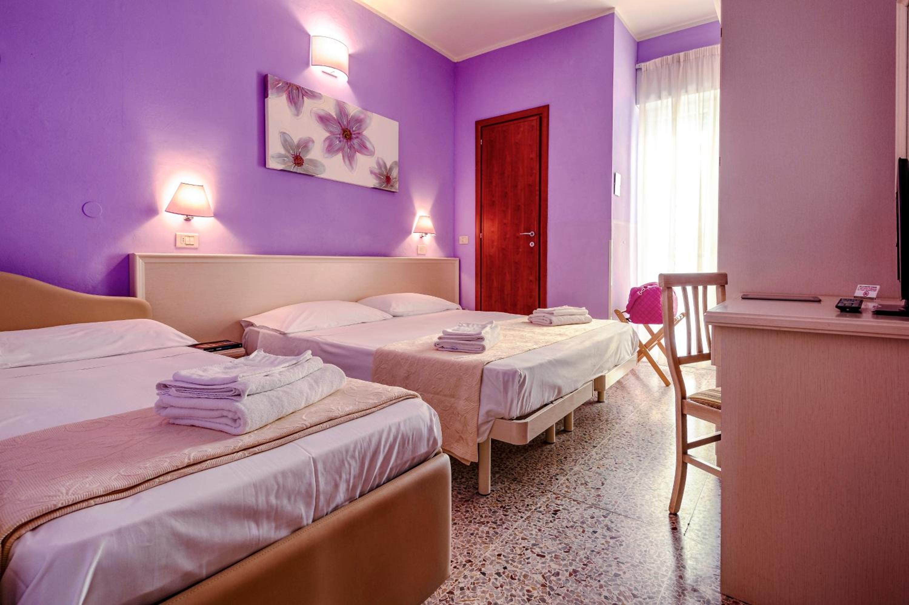 Фото Hotel Plaza