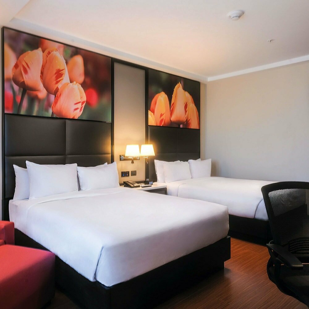 Hotel Hilton Garden Inn Lima Surco, Lima, photo