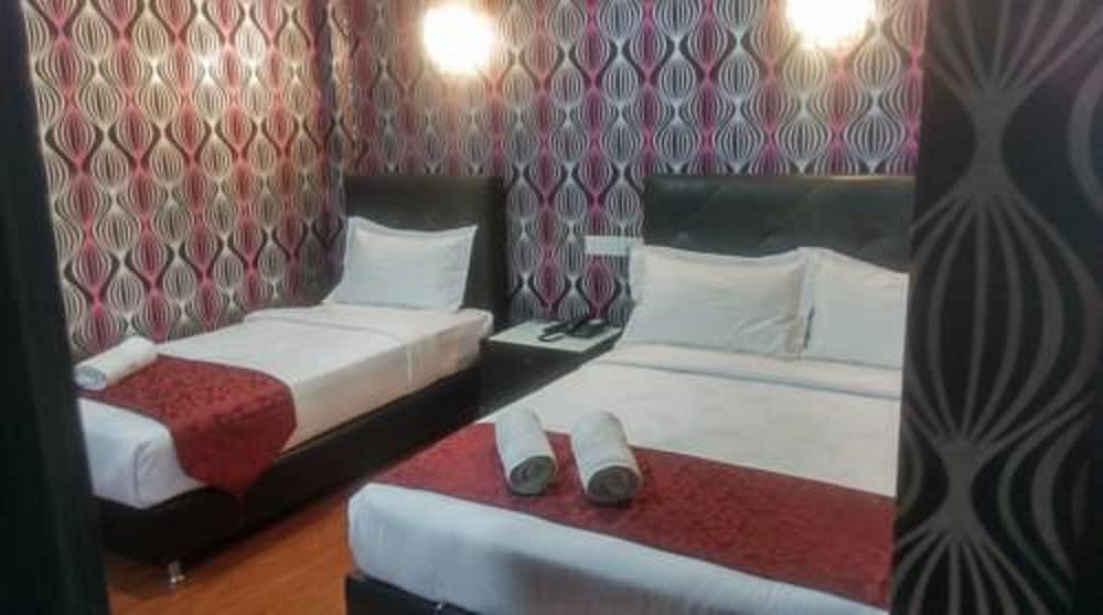 Фото Classic Kinabalu Hotel