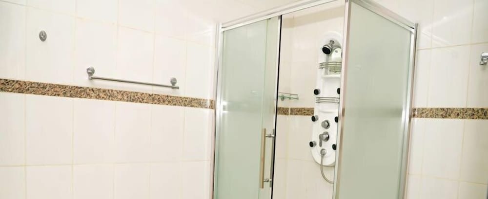 Фото Stonehedge Hotel