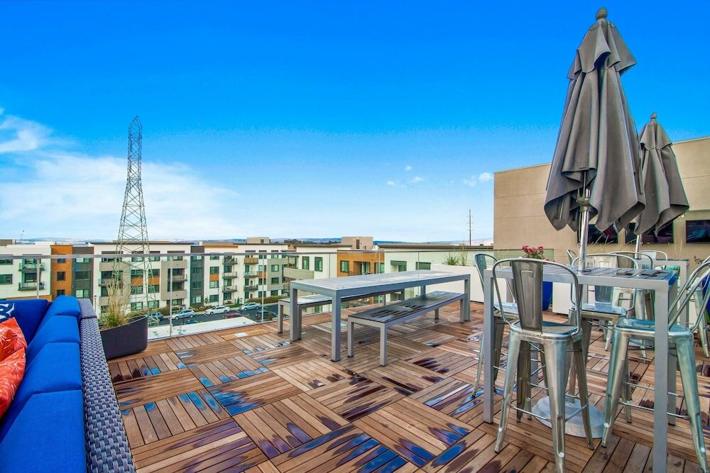 Фото Global Luxury Suites in Menlo Park