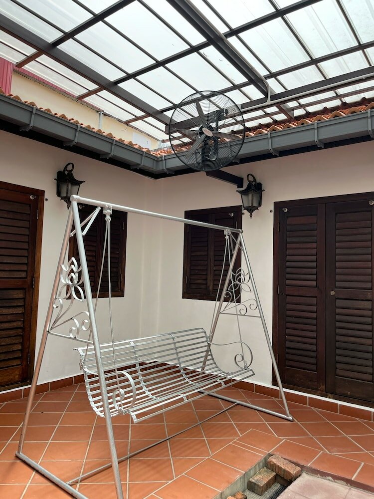 Фото Mclane Boutique Hotel