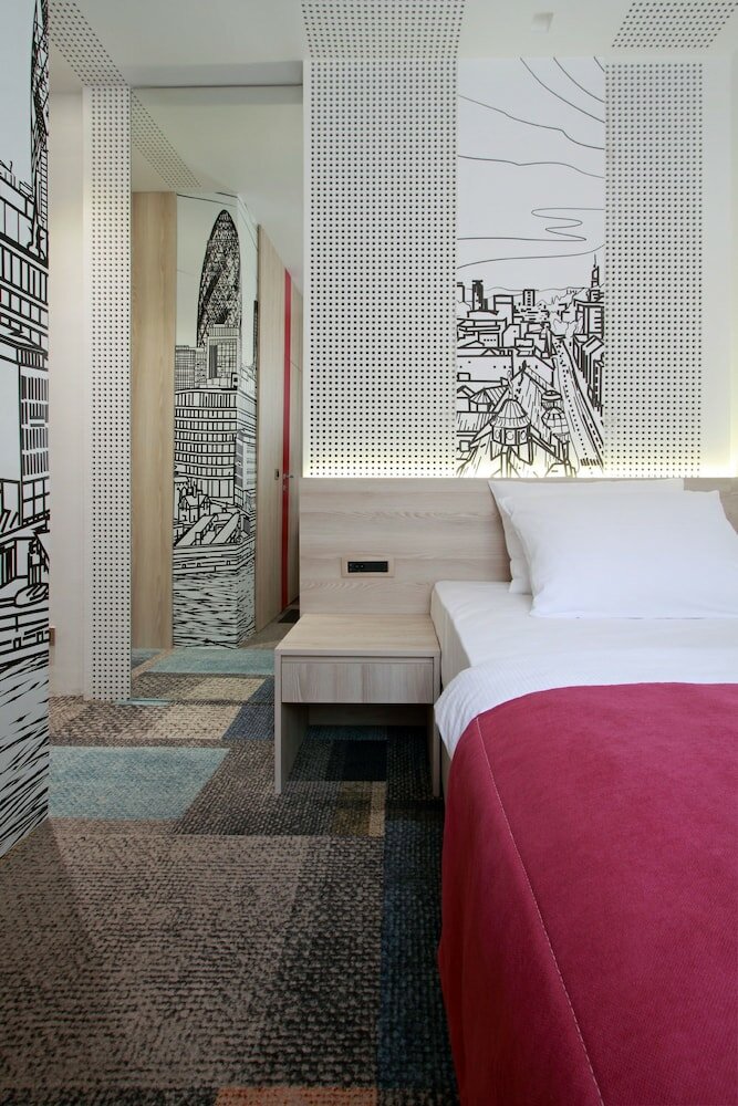 Фото отеля 2