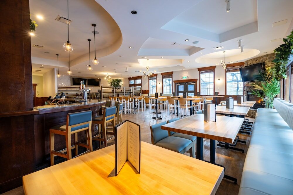 Фото Sandman Hotel & Suites Prince George