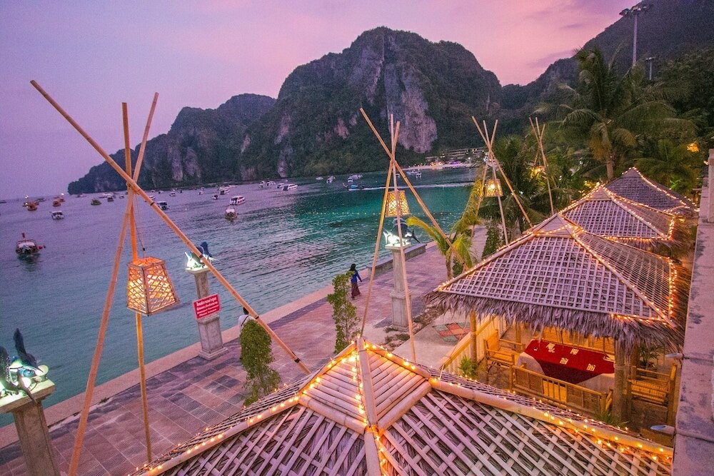 Фото Phi Phi Island Cabana Hotel