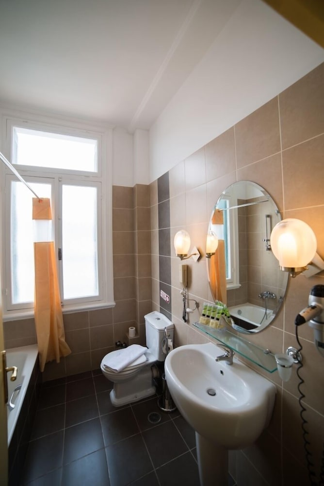 Фото Delphi Art Hotel