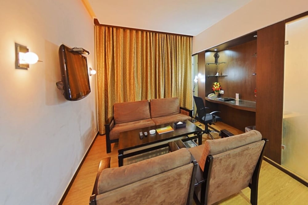 Фото Ambica Empire