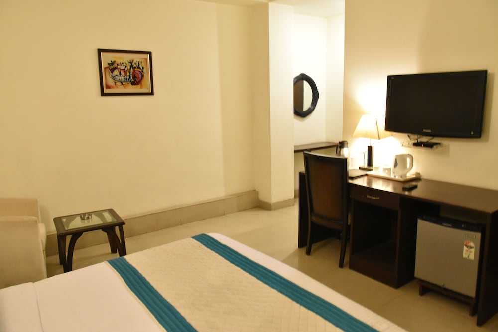 Фото Hotel Impress