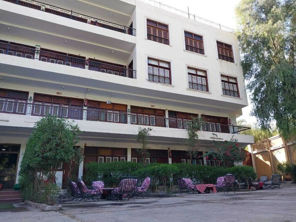 Фото Rezeiky Hotel And Camp