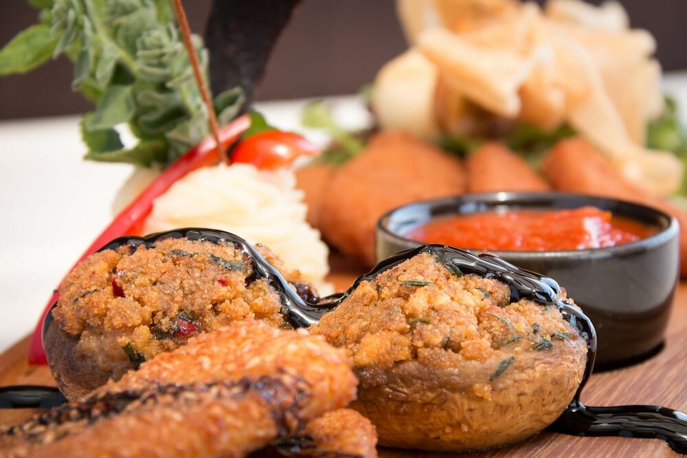 Фото Hill View Restaurant & Apartments