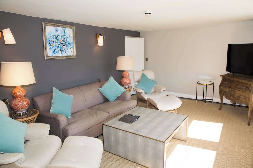 Фото Henrietta House, a member of Radisson Individuals