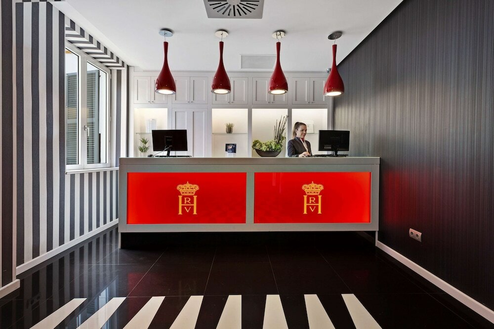 Фото Catalonia Reina Victoria