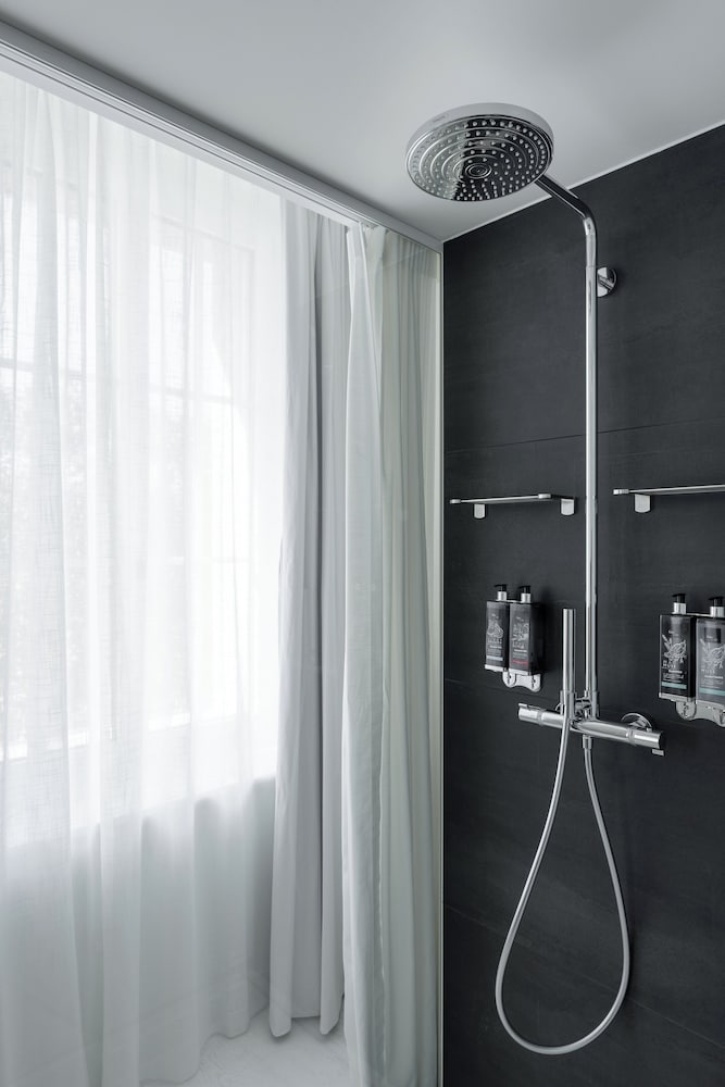 Фото Ruby Mimi Zurich