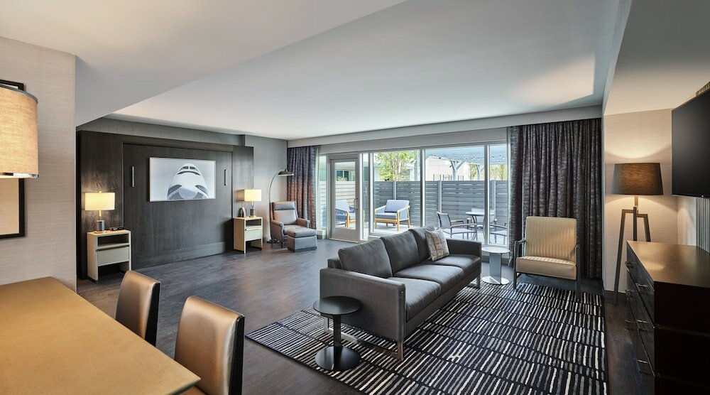 Фото Loews Kansas City Hotel