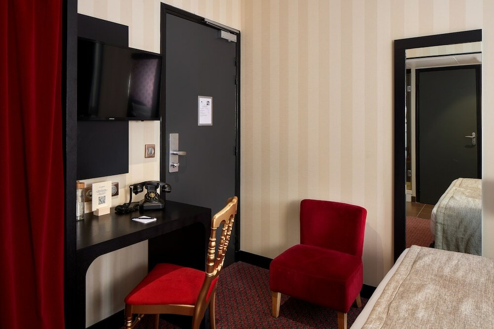 Фото Hotel Les Theatres