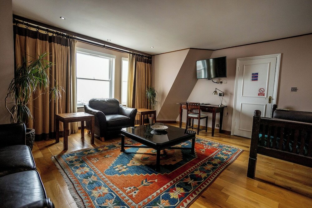 Фото Amsterdam Hotel and A Bar