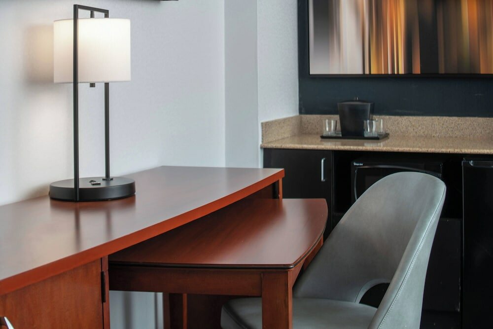 Фото Courtyard by Marriott Dulles Airport Herndon/Reston