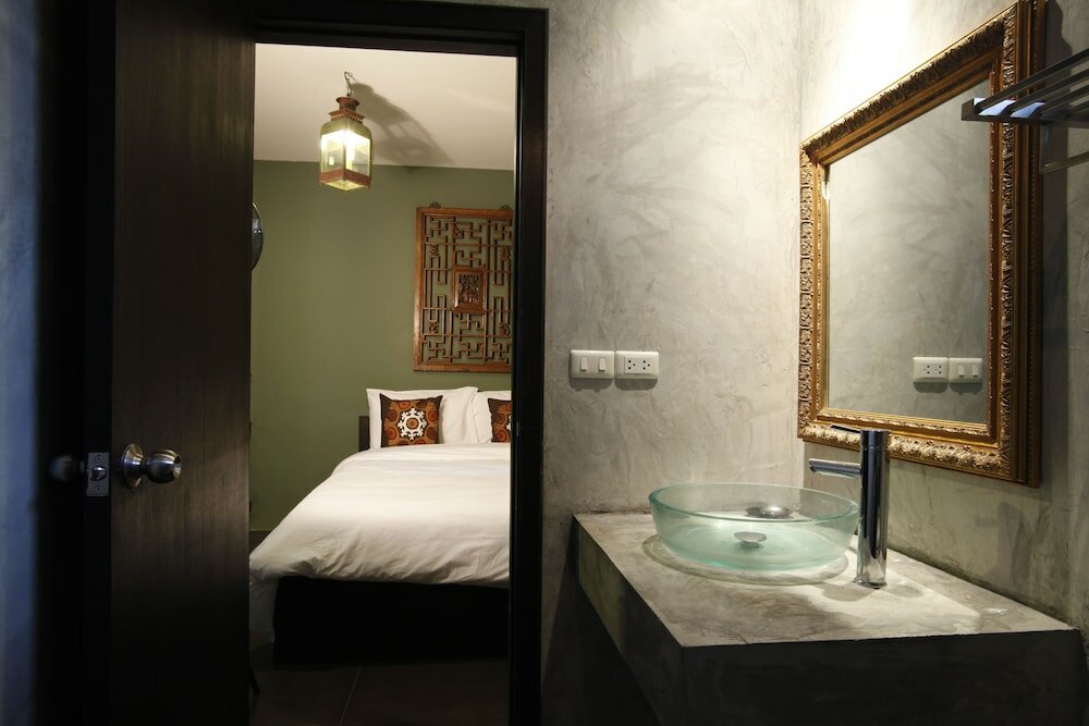 Фото Lilu Chiangmai Hotel