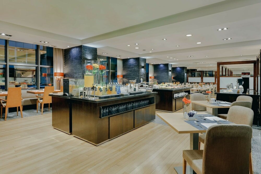 Фото Hesperia A Coruña Centro