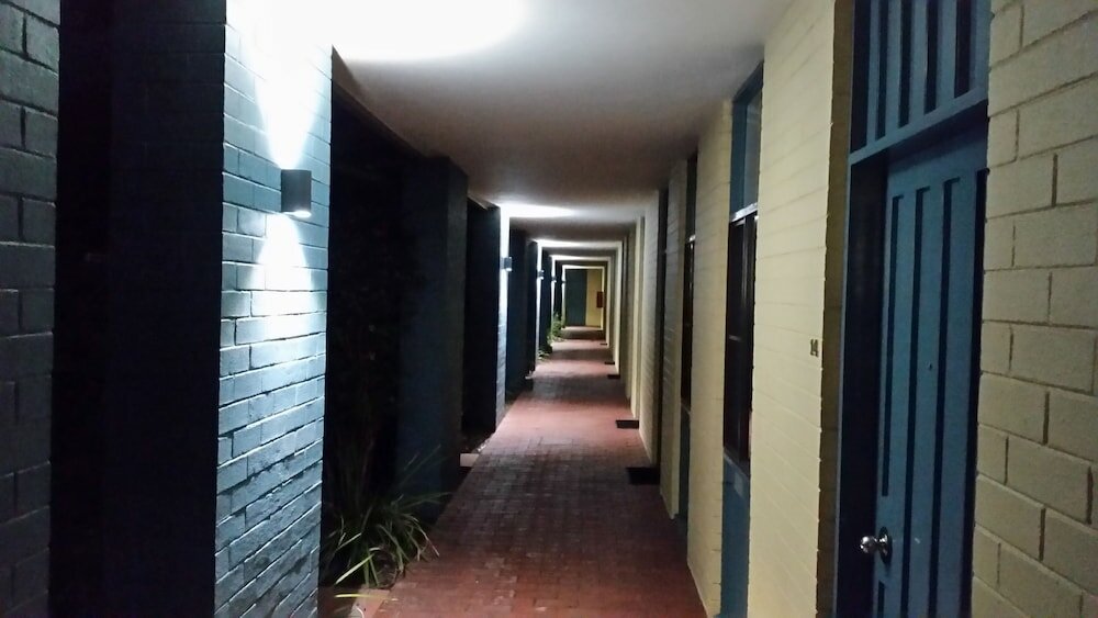 Фото Dongara Hotel Motel