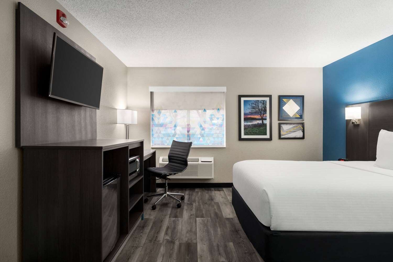 Фото La Quinta Inn & Suites by Wyndham Chicago Tinley Park