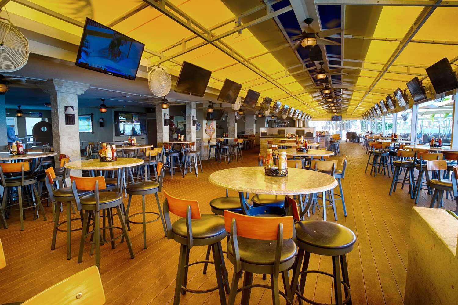 Фото Palm Tree Club Miami Hotel