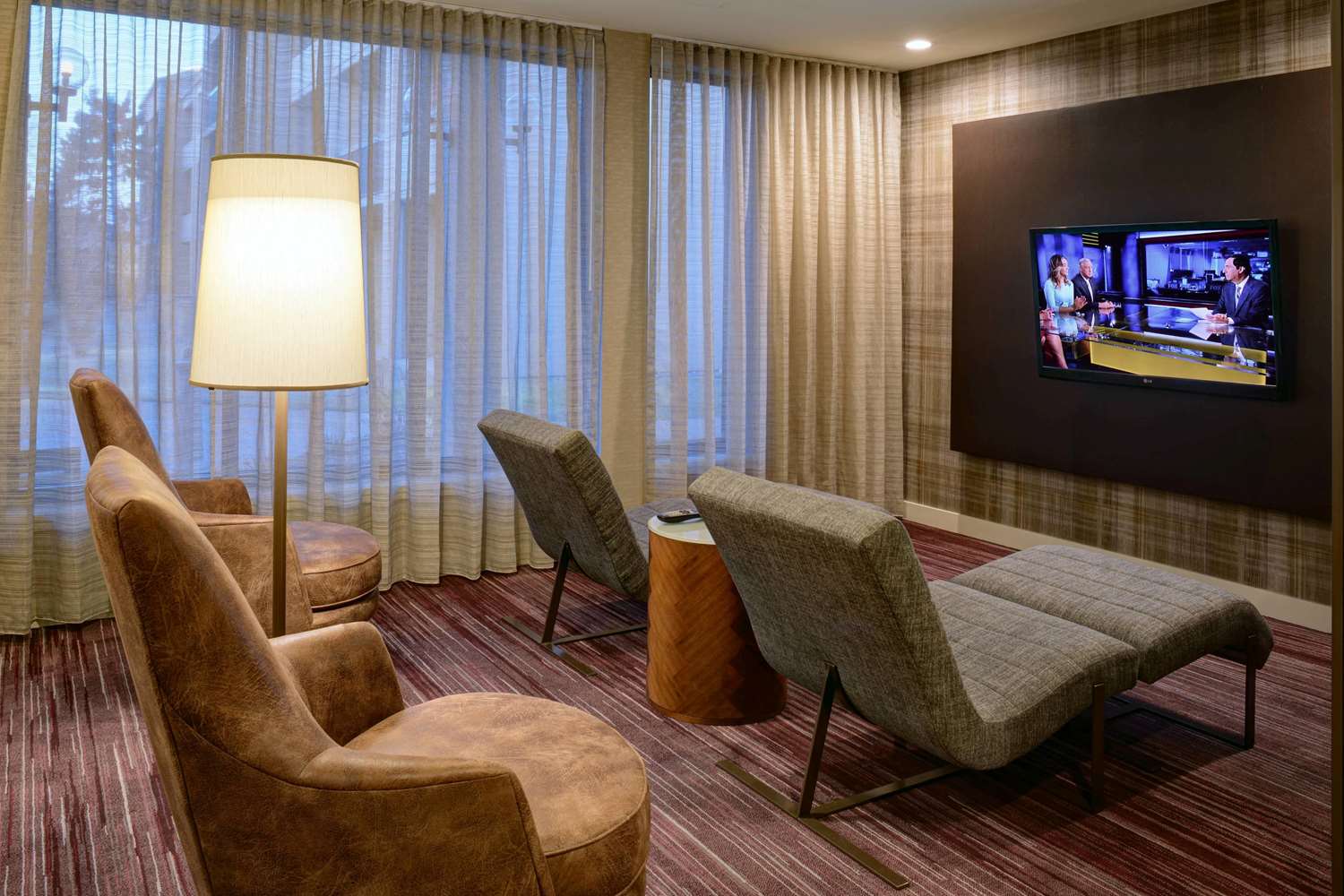 Фото Sonesta Select Kansas City South Overland Park