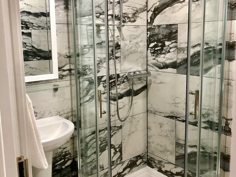 Фото Ilford Hotel Goodmayes