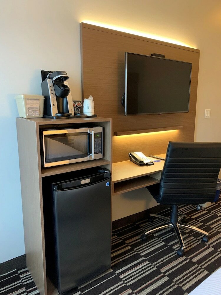 Фото Microtel Inn & Suites by Wyndham Val-d Or