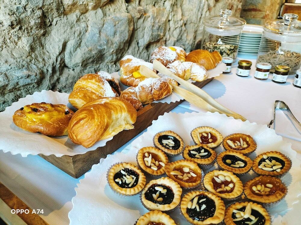 Фото Badia Giulia Prestigious Historical B&b