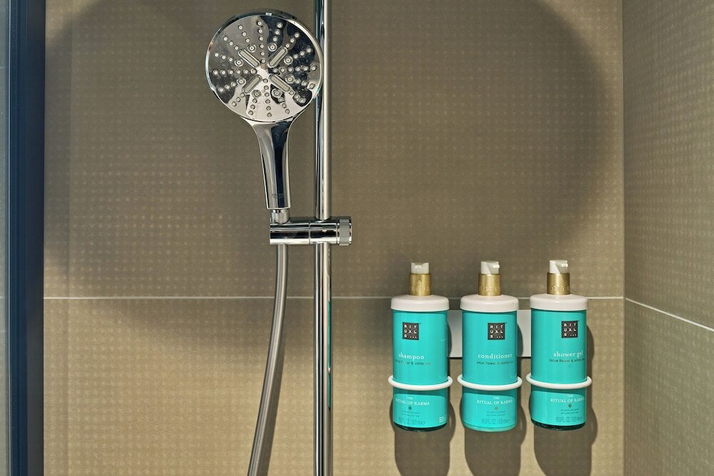 Фото Novotel Rouen Centre Cathédrale