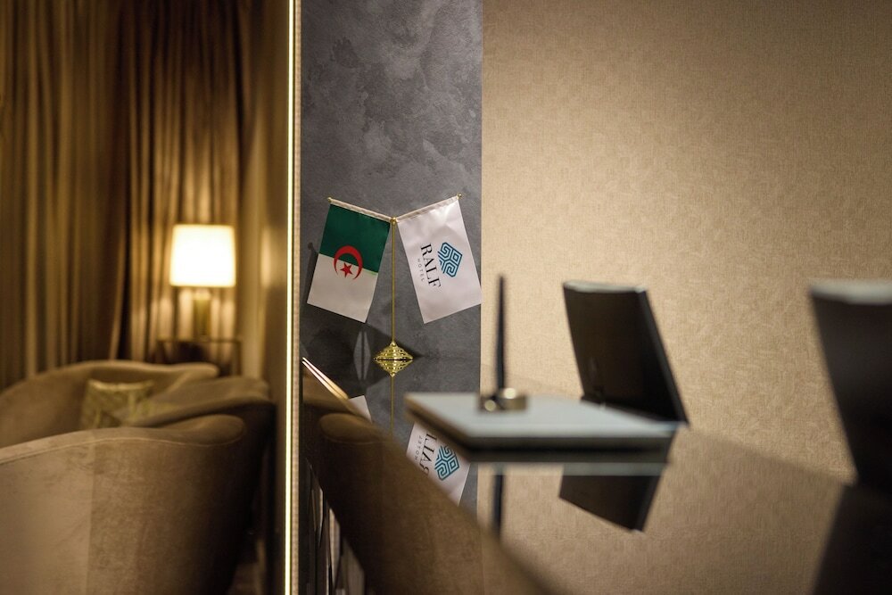 Фото Hôtel Ralf