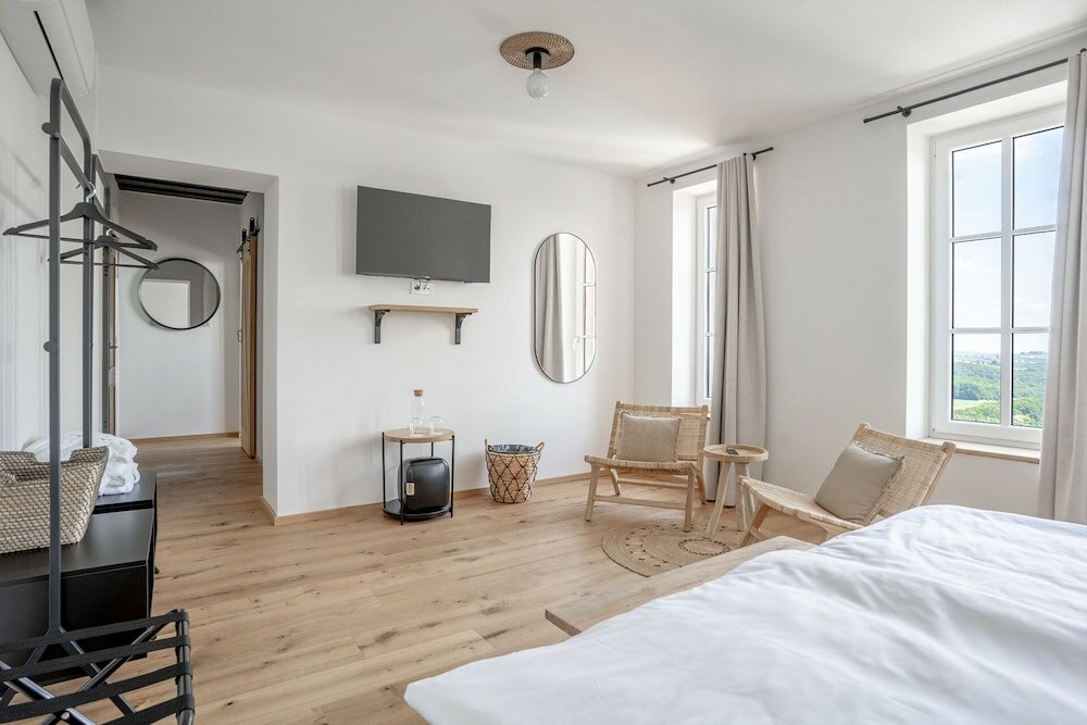 Фото Sibon Wine & SPA Resort Jeruzalem