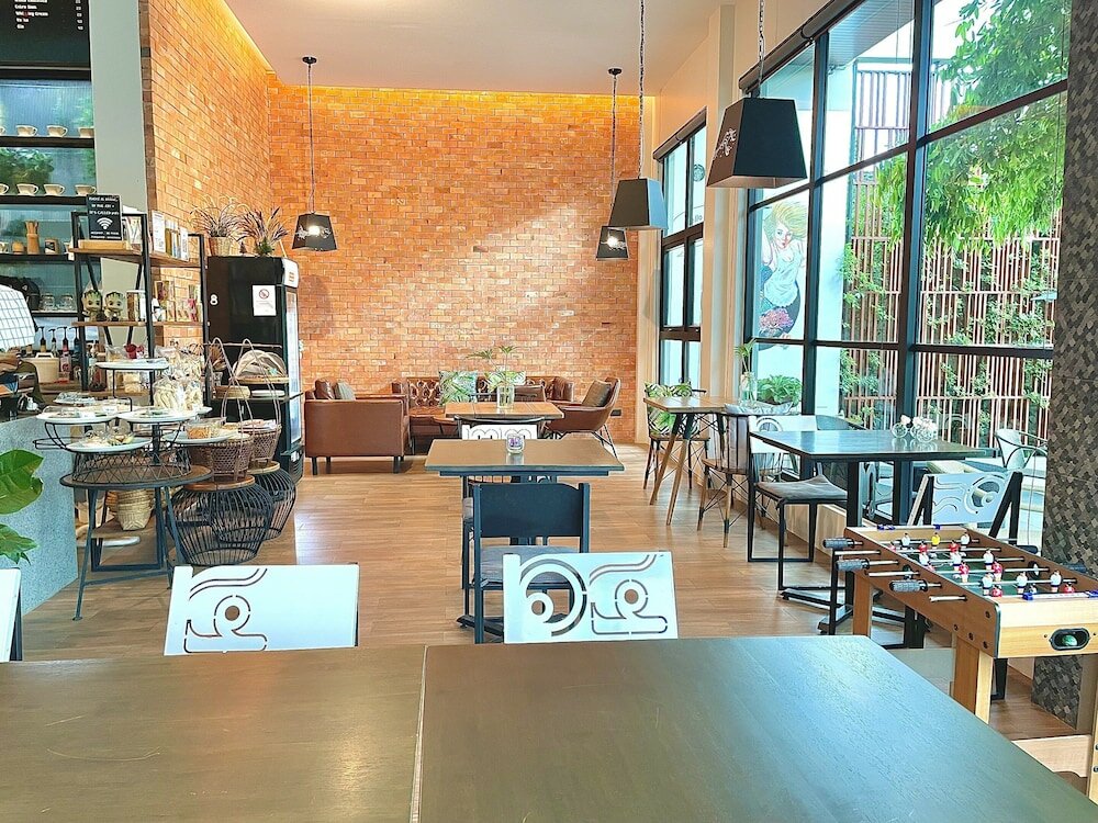 Фото The Poem Hotel