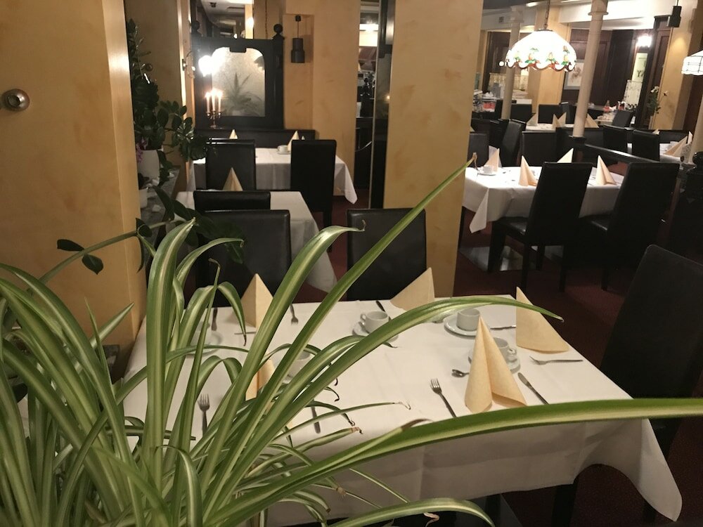 Фото Karaman Group Hotel