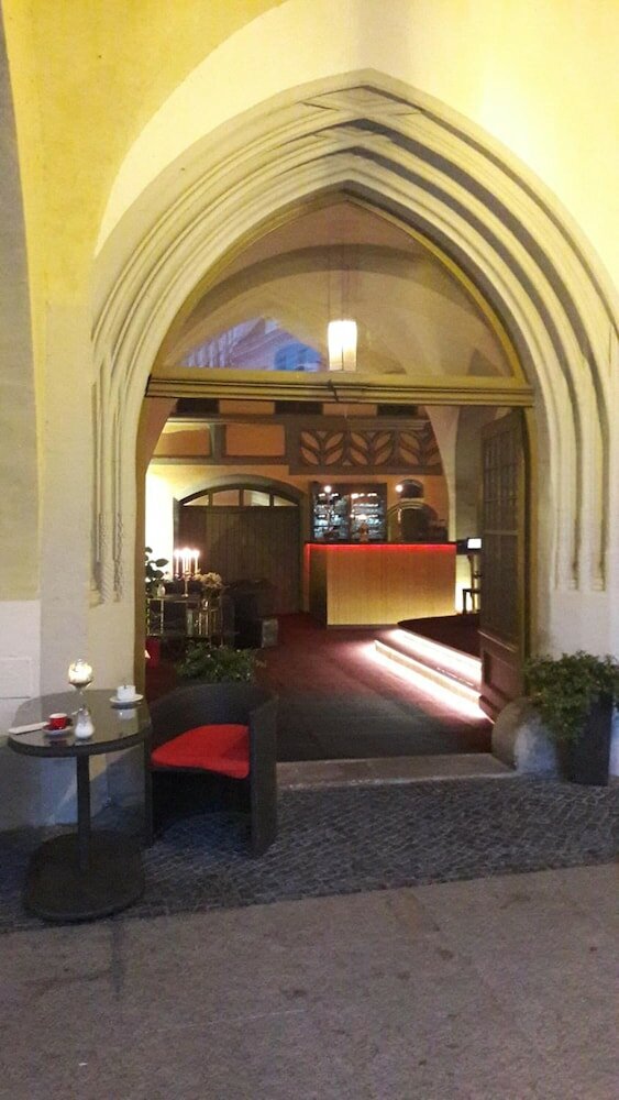 Фото Gotikhotel Frenzelhof