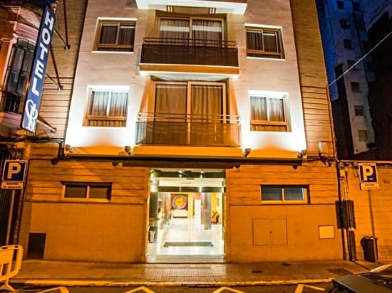 Фото Hotel Serrano