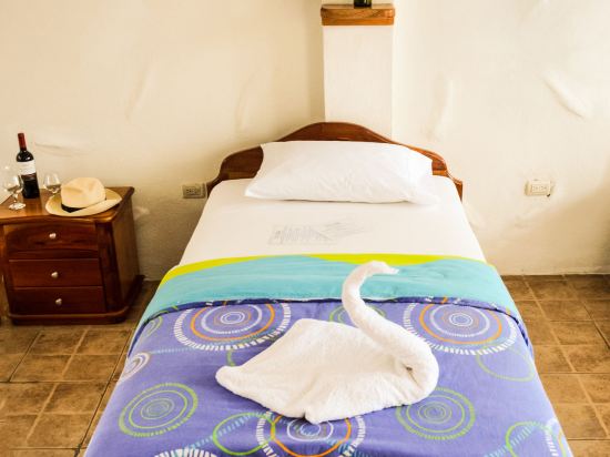 Фото Galapagos Native