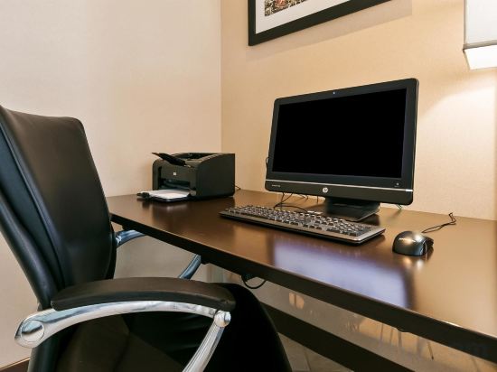 Фото Best Western Plus Edmonton Airport Hotel