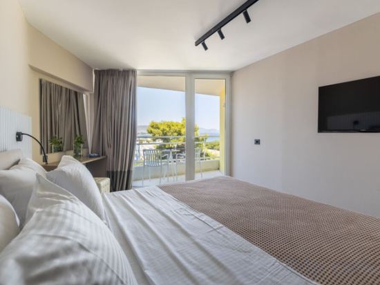 Фото Marathon Beach