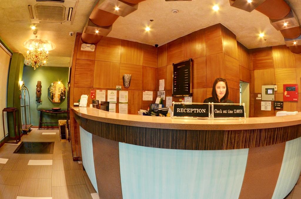 Фото Pearl Lane Hotel