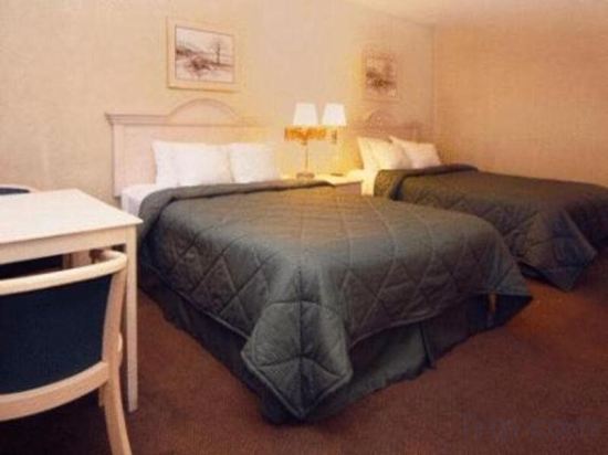 Фото Days Inn by Wyndham Gilroy