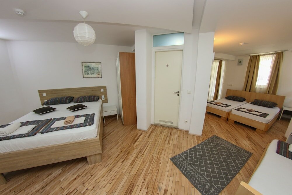 Фото Hotel Hayat