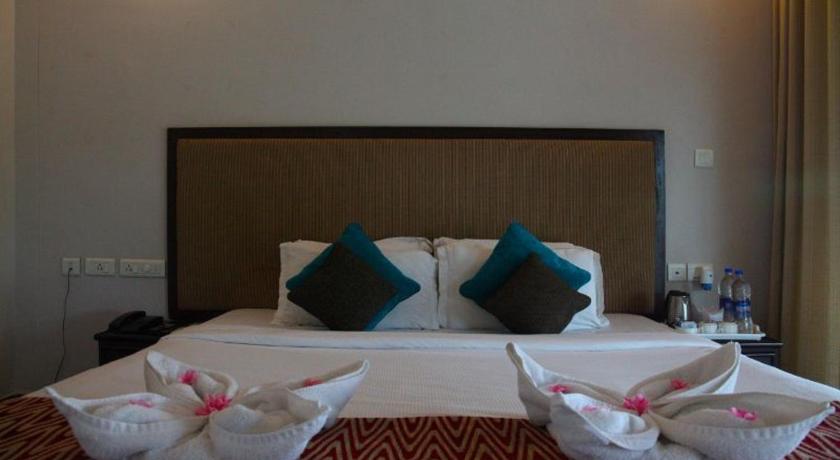 Фото Kalathil Lake Resort