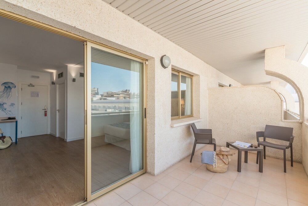 Фото Hotel Salou Beach by Pierre & Vacances