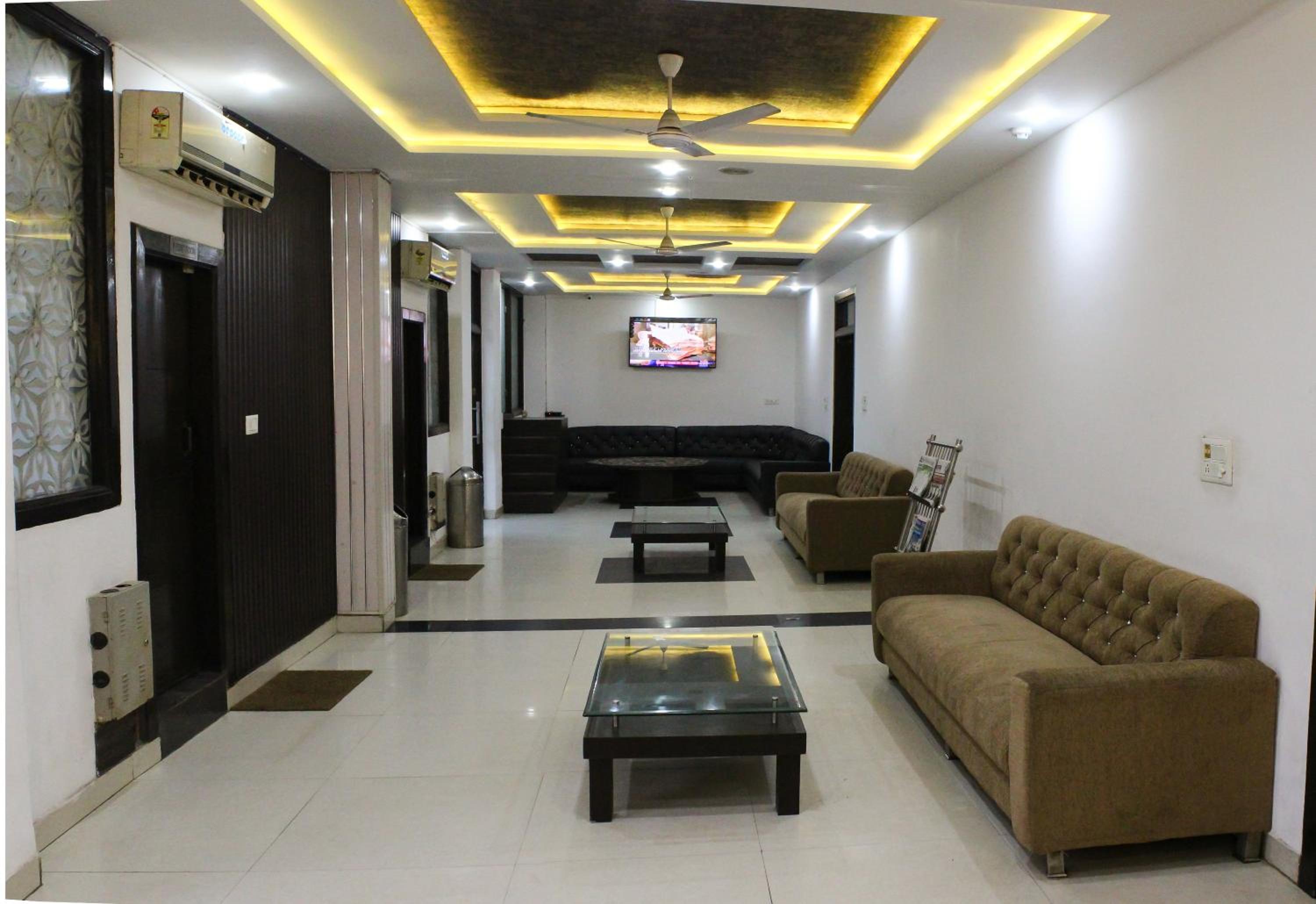 Фото Hotel East Gate