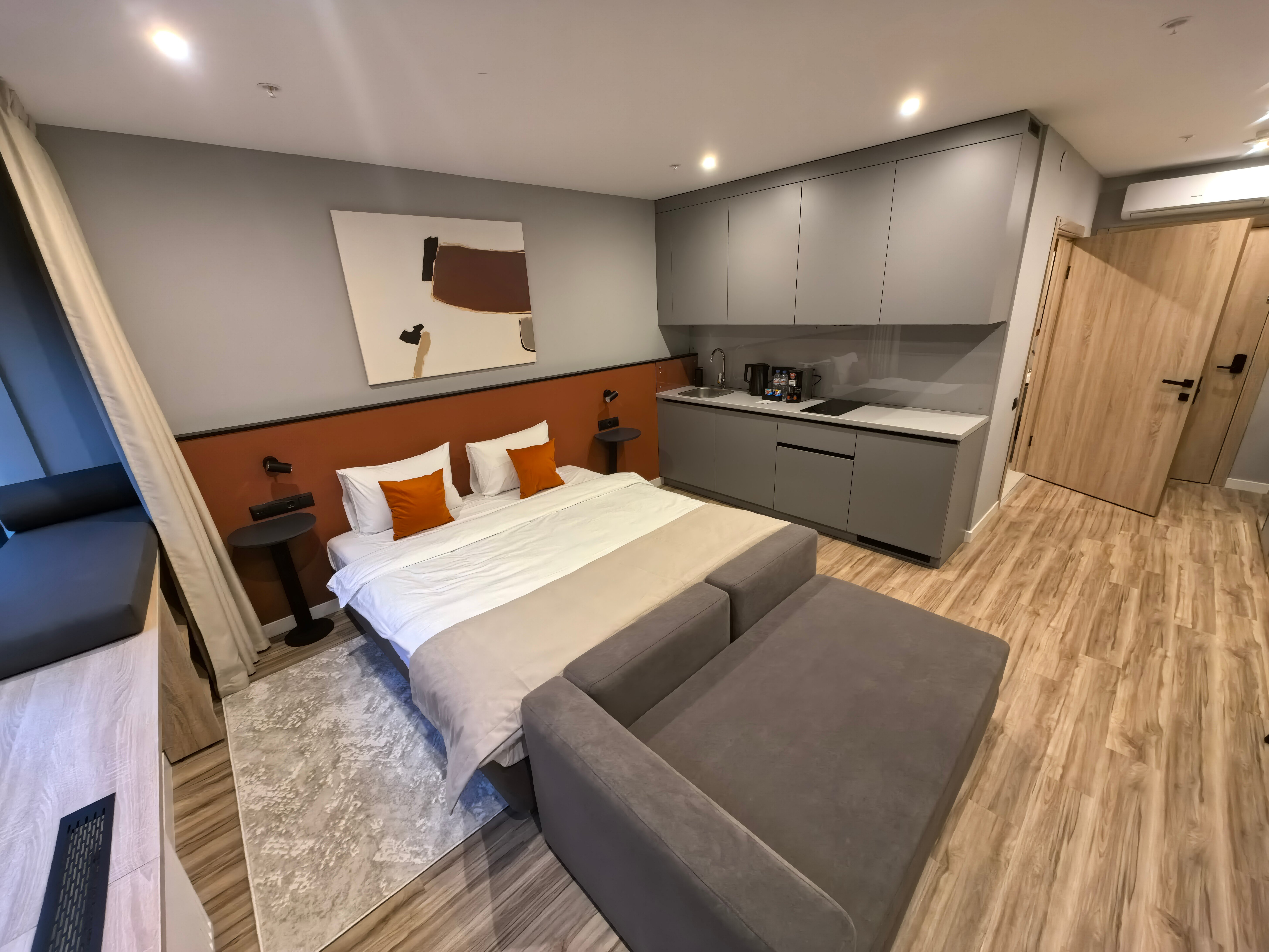 Фото 25/7 Заневский