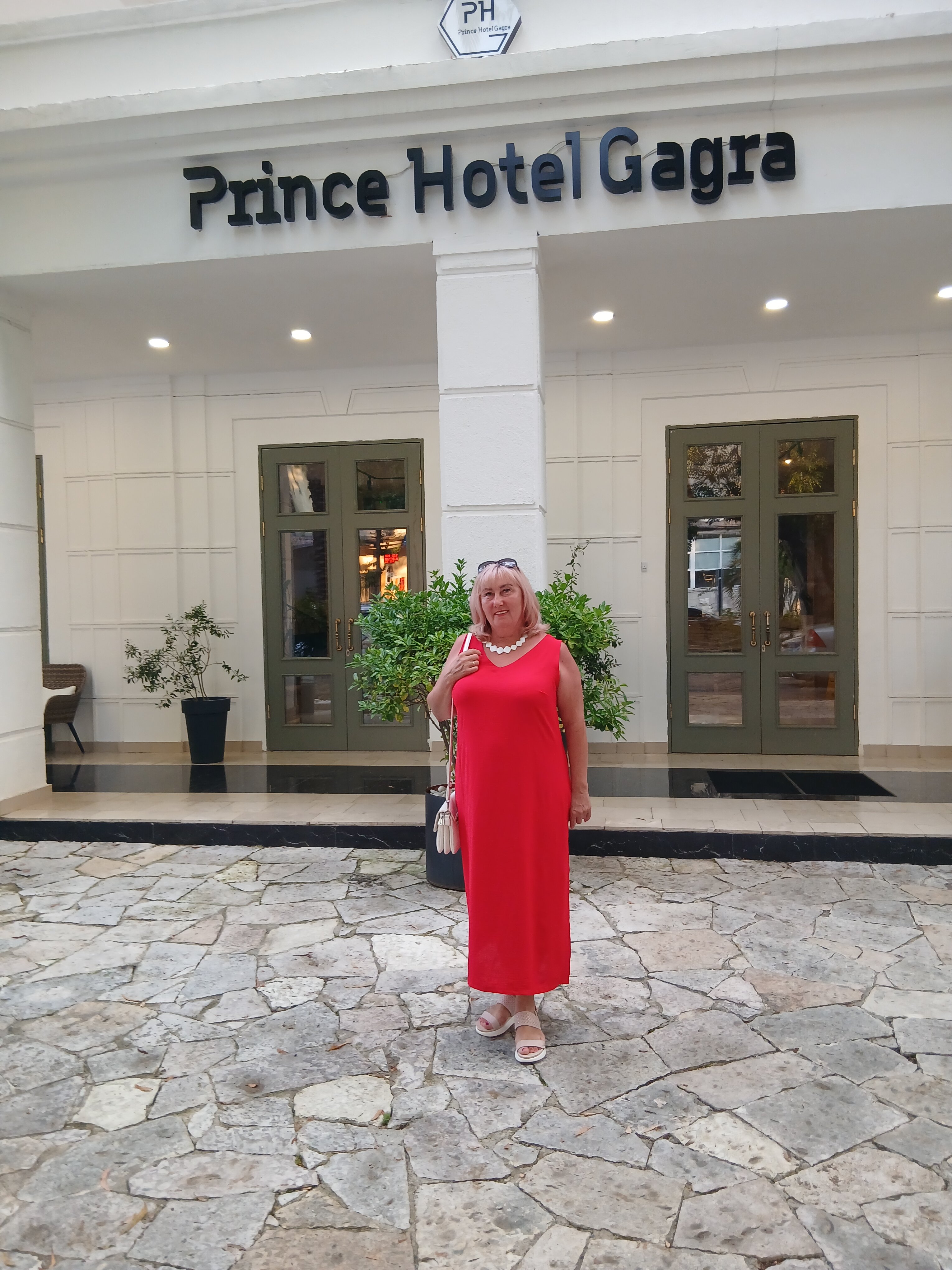 Фото Prince Hotel Gagra