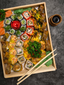 Yaponamama (Lutfiy Street, 57), sushi bar