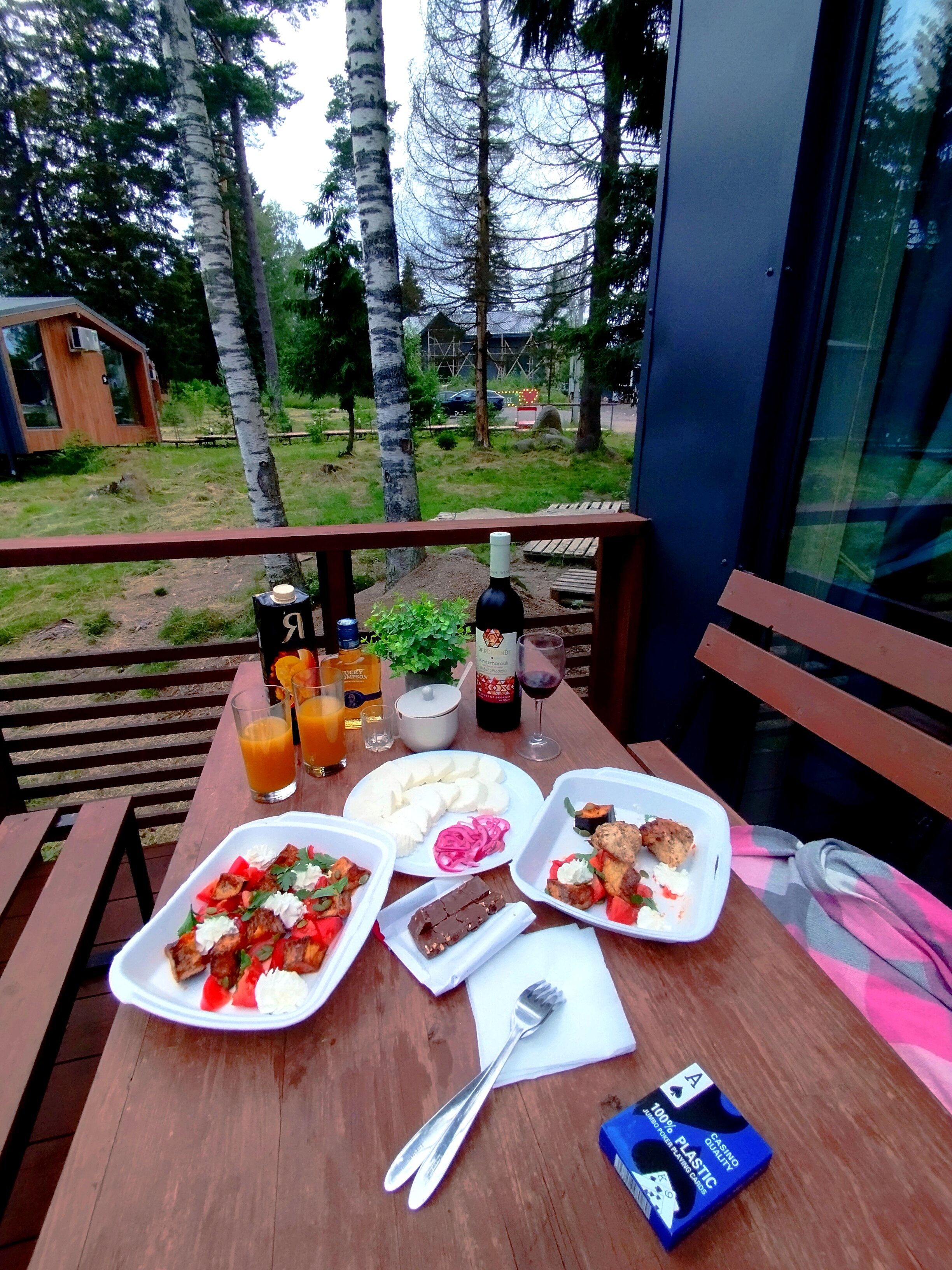 Фото Klever House, Стеклянный Ручей